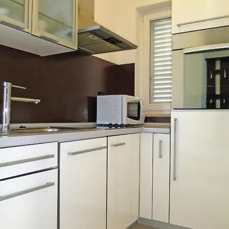 Apartment Milevoj - Rac142 By Interhome Rabac
