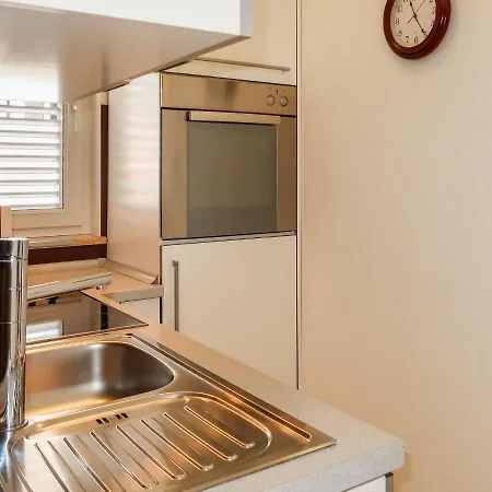 Apartment Milevoj - Rac142 By Interhome Rabac